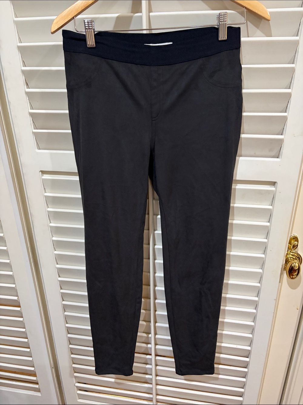 Vince Camuto Black Ponte Leggings with Black Waistband.Size S